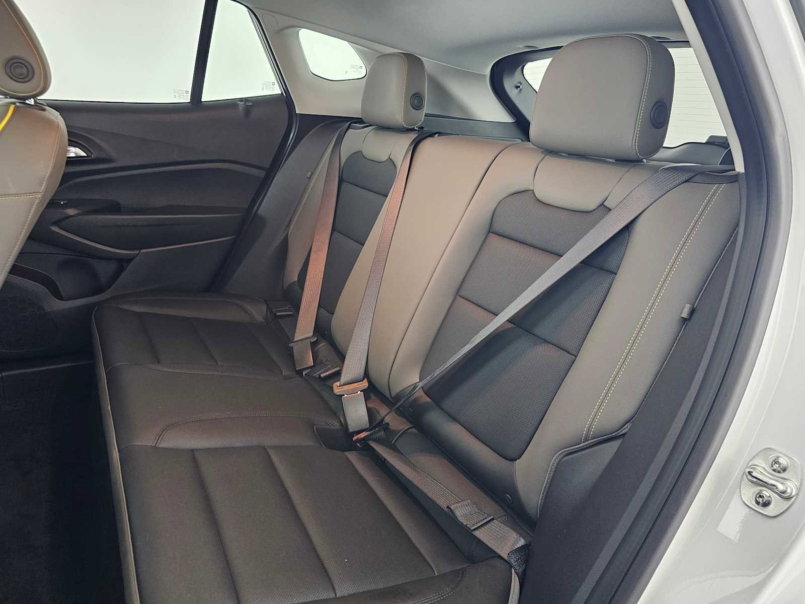 Used 2024 Chevrolet Trax ACTIV w/ Sunroof Package FWD image 17