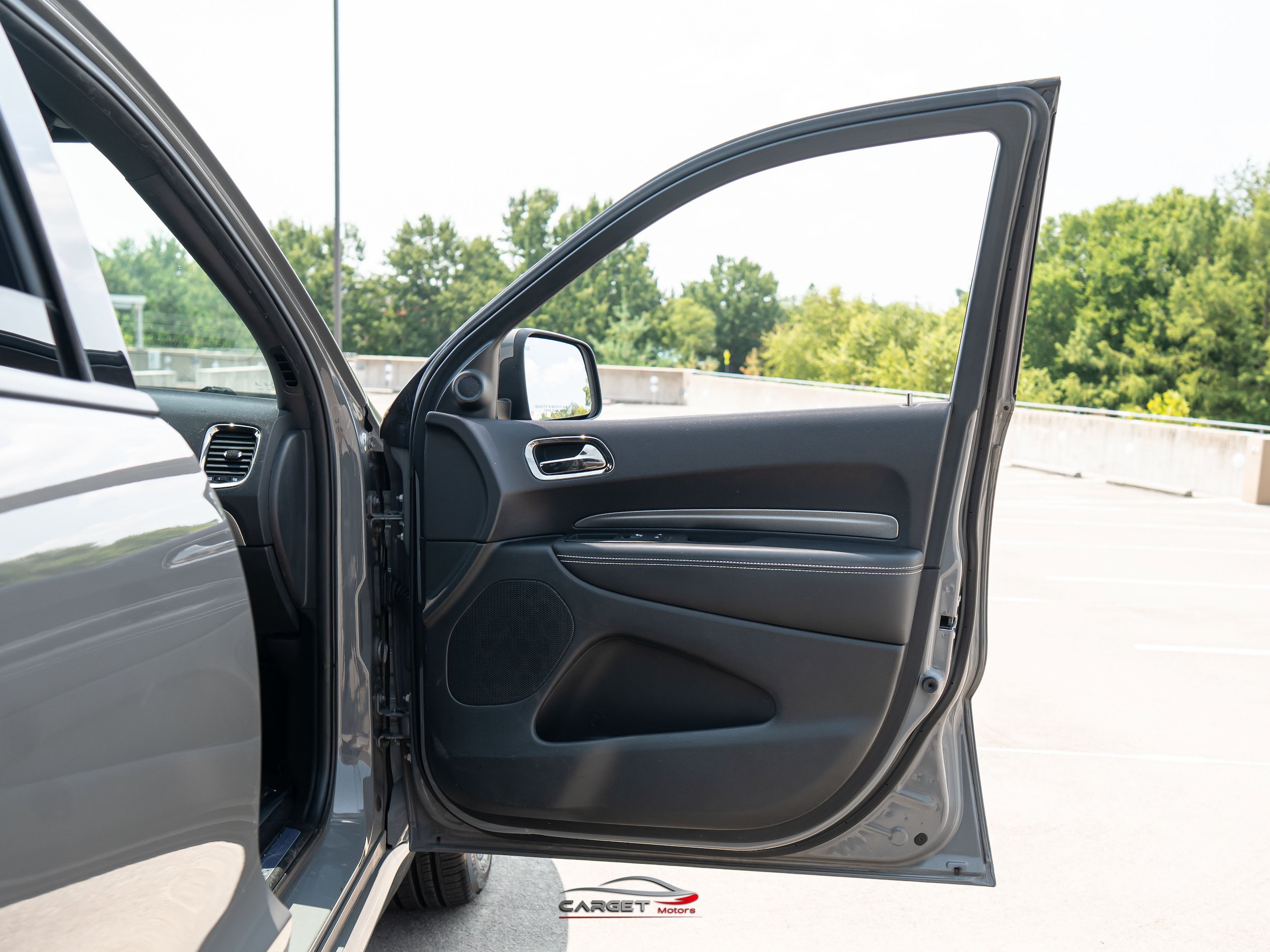 Used 2019 Dodge Durango SRT AWD/4WD image 43