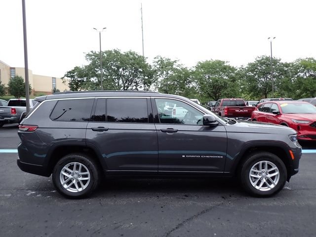 New 2024 Jeep Grand Cherokee L Laredo AWD/4WD image 8