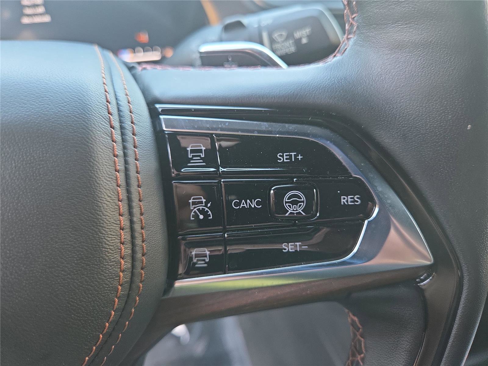 Used 2023 Jeep Grand Cherokee Summit w/ Adv Protech Group IV image 21