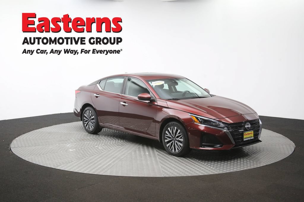 Used 2024 Nissan Altima 2.5 SV w/ SV Premium Package AWD/4WD image 50