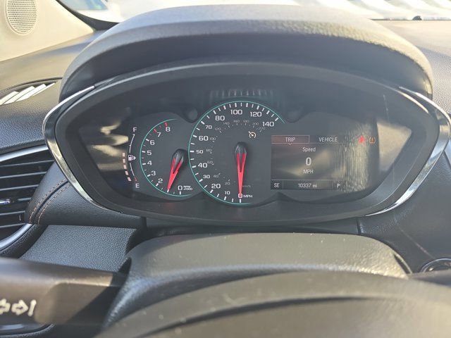 Used 2021 Chevrolet Trax LT w/ LT Convenience Package image 24