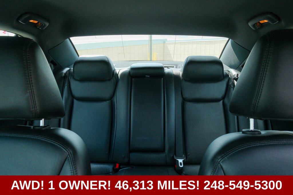 Used 2014 Chrysler 300 AWD w/ Driver Convenience Group image 21