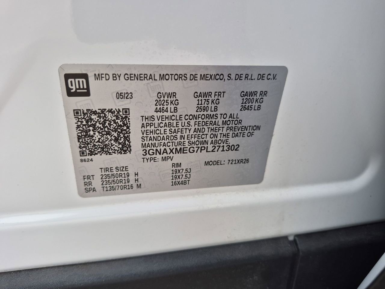 Used 2023 Chevrolet Equinox RS FWD image 27