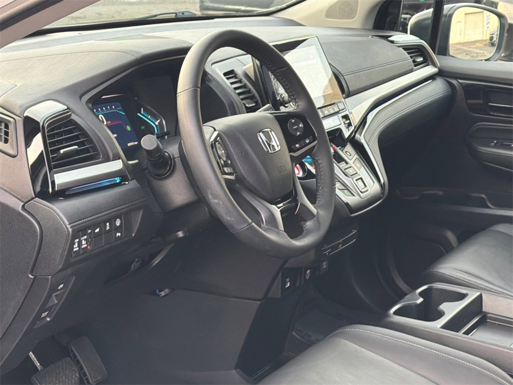 Used 2023 Honda Odyssey Touring image 16