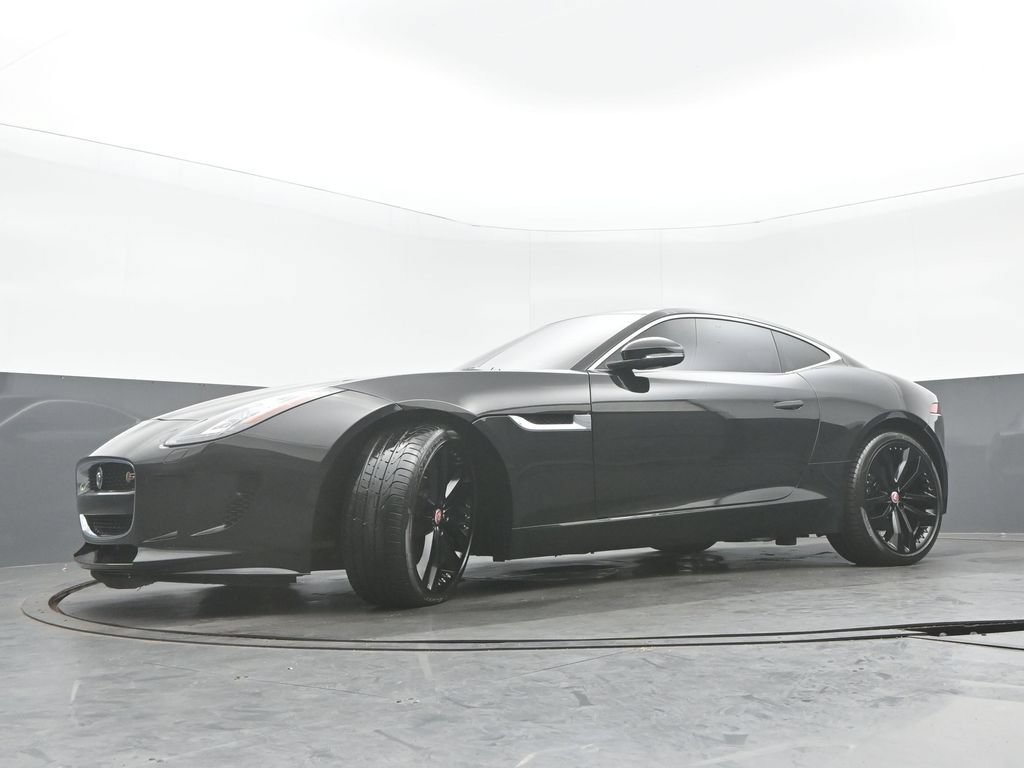 Used 2016 Jaguar F-TYPE S RWD image 23