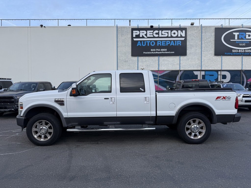 Used 2009 Ford F250 FX4 image 2