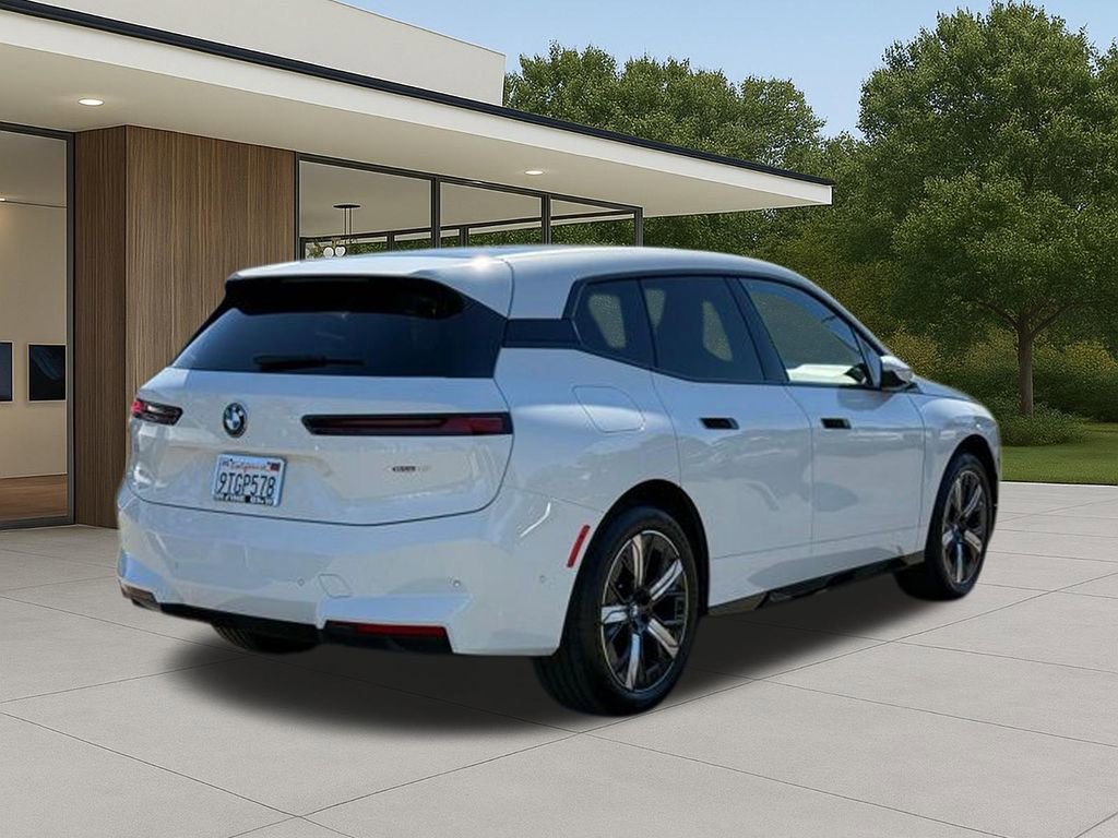 Used 2026 BMW iX xDrive45 w/ Premium Package image 8