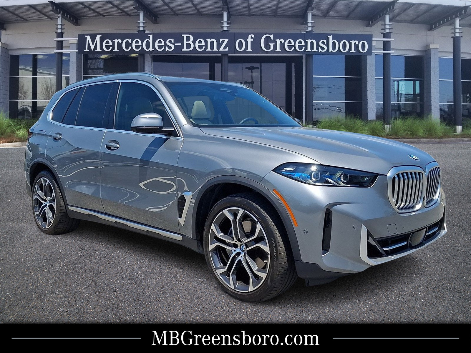 Used 2024 BMW X5 xDrive40i w/ Premium Package