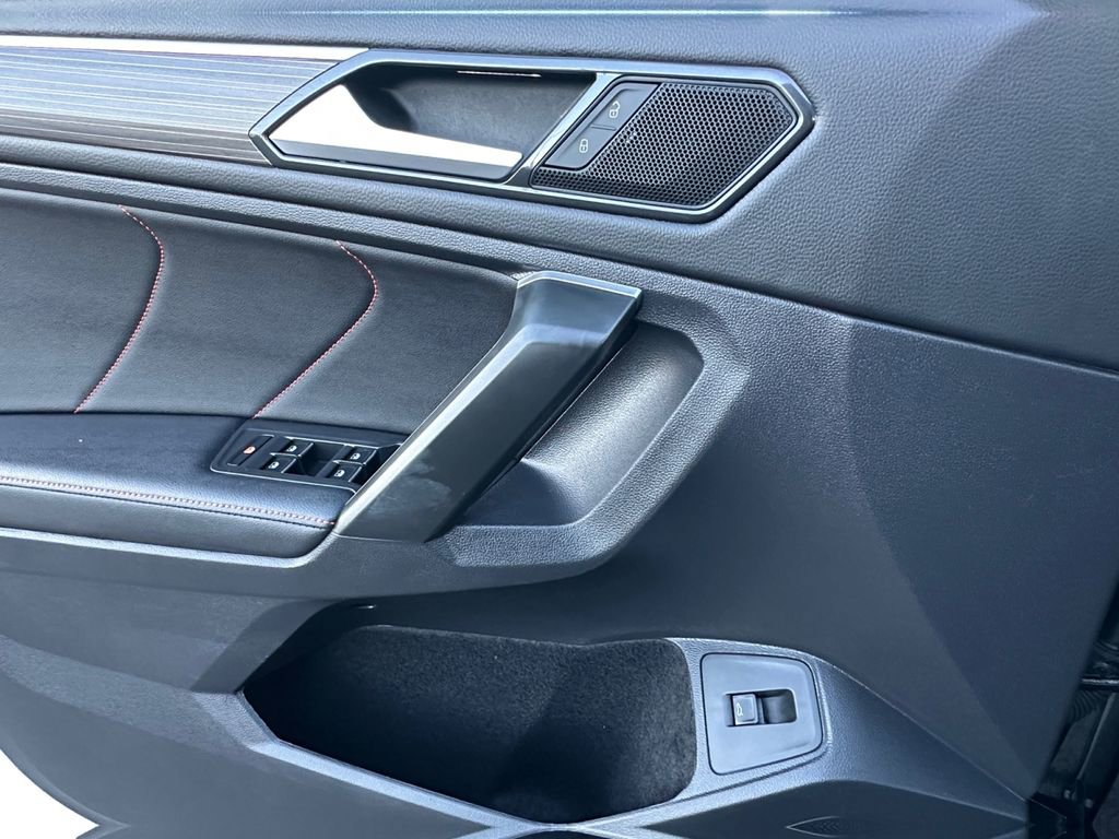 Used 2024 Volkswagen Tiguan Wolfsburg Edition image 11