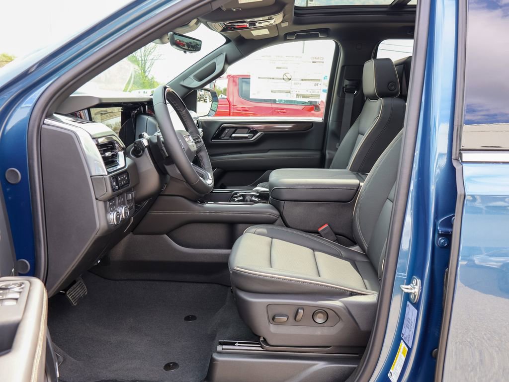 New 2026 GMC Yukon XL Elevation image 6