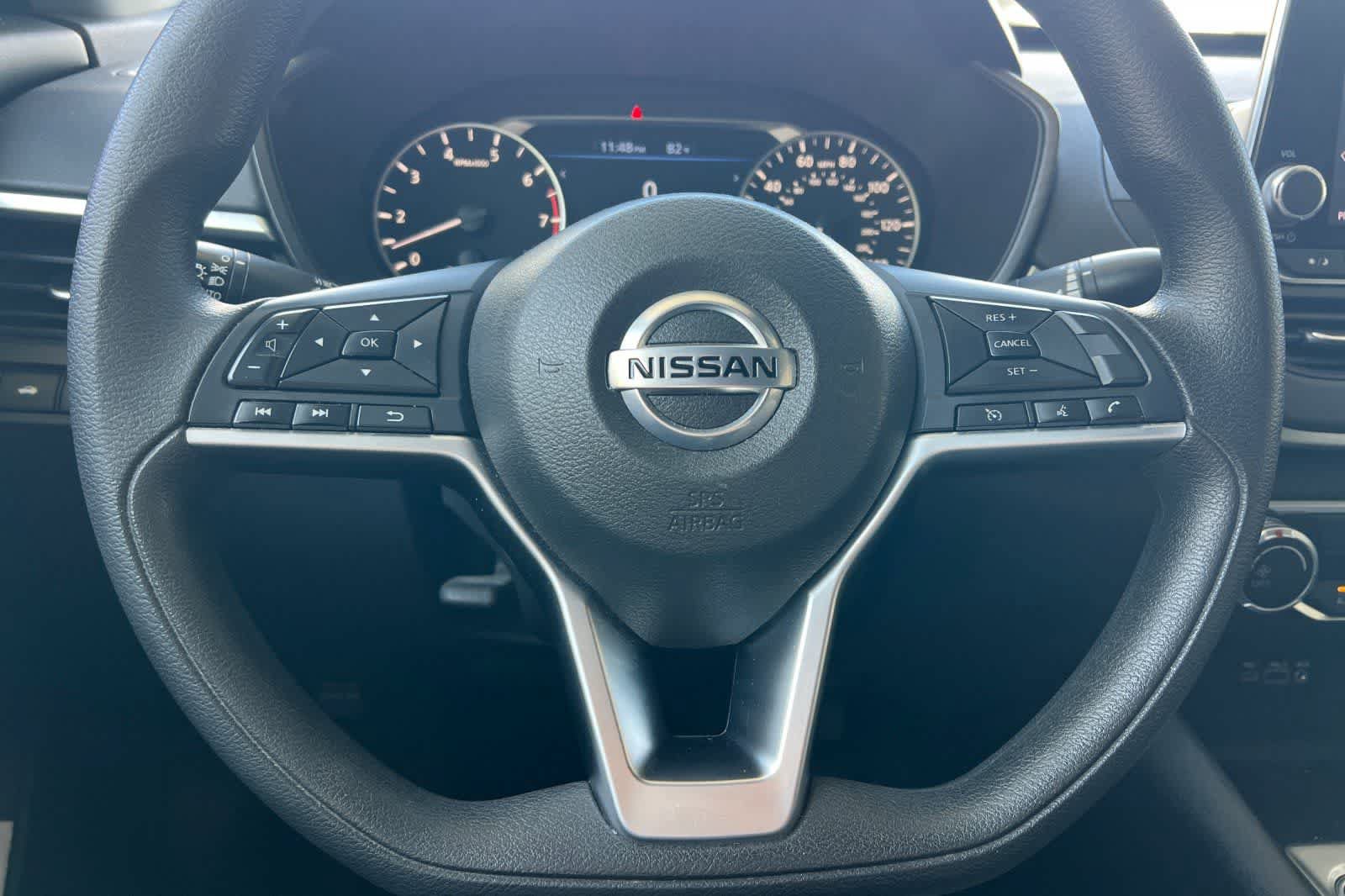Used 2022 Nissan Altima 2.5 SV FWD image 24