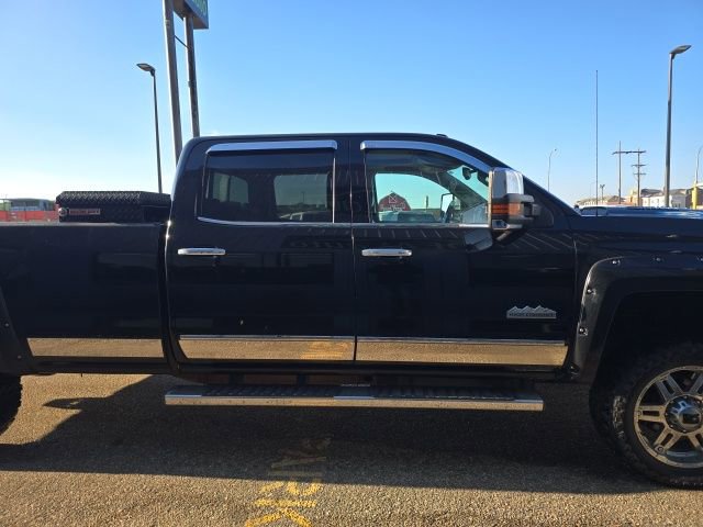 Used 2015 Chevrolet Silverado 3500 High Country w/ Duramax Plus Package image 5