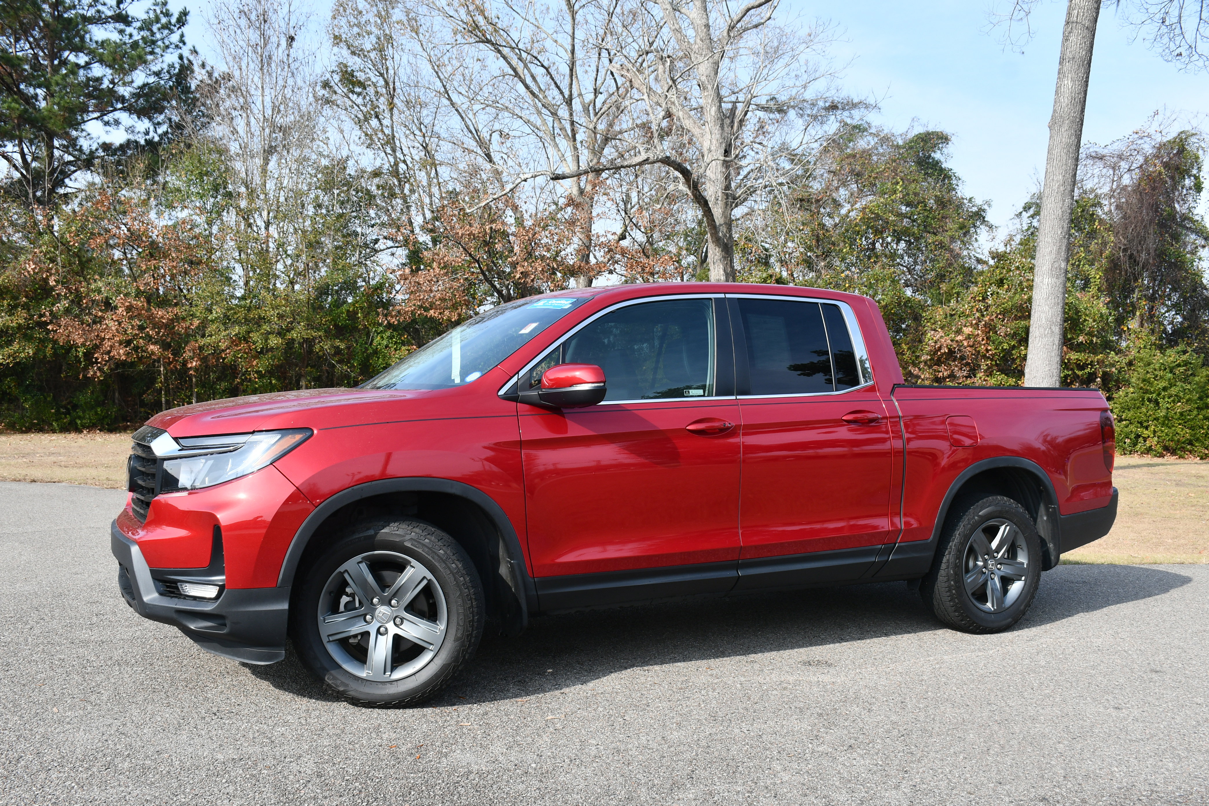 Certified 2023 Honda Ridgeline RTL image 3