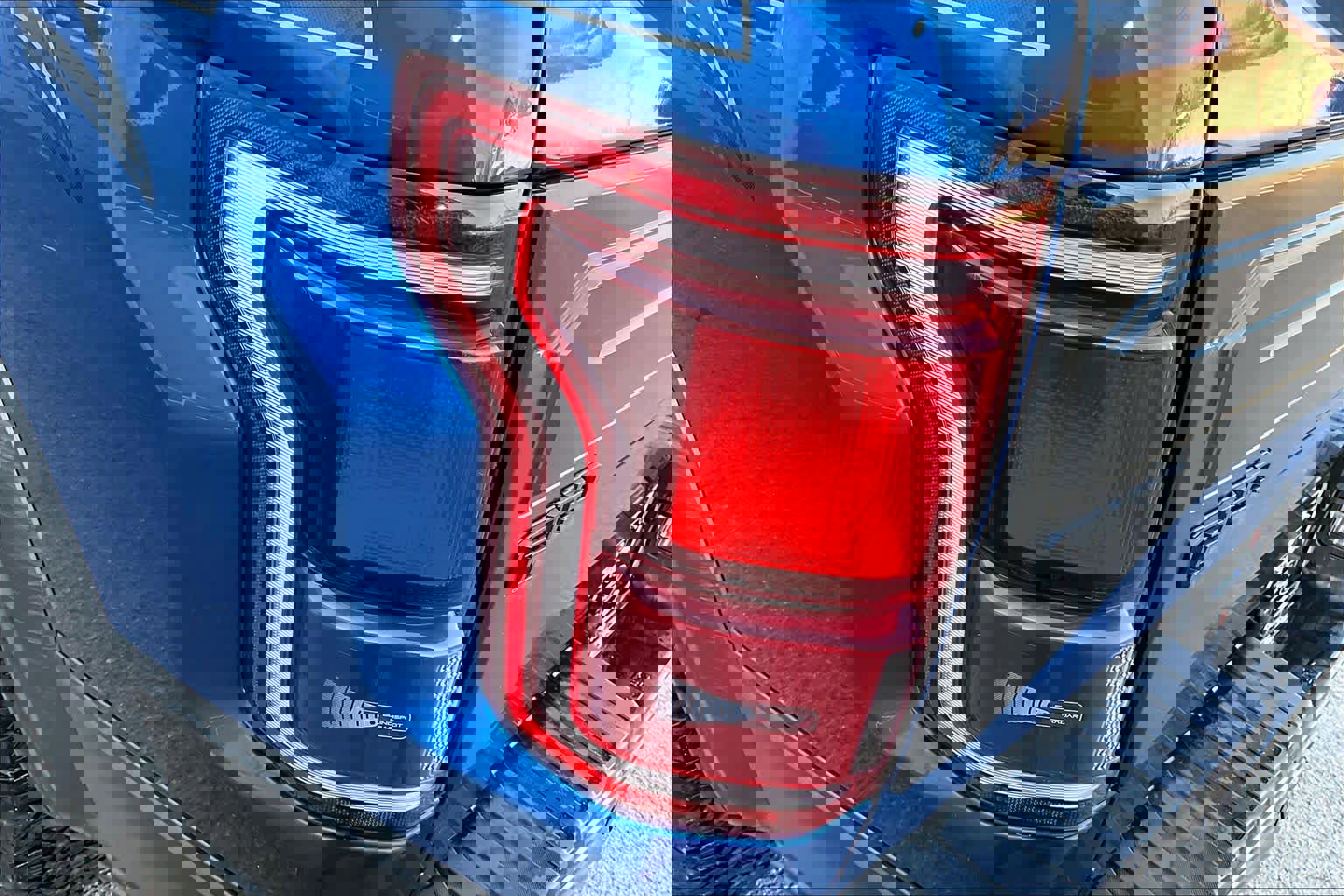 Used 2017 Ford F150 Raptor w/ Equipment Group 802A Luxury image 28