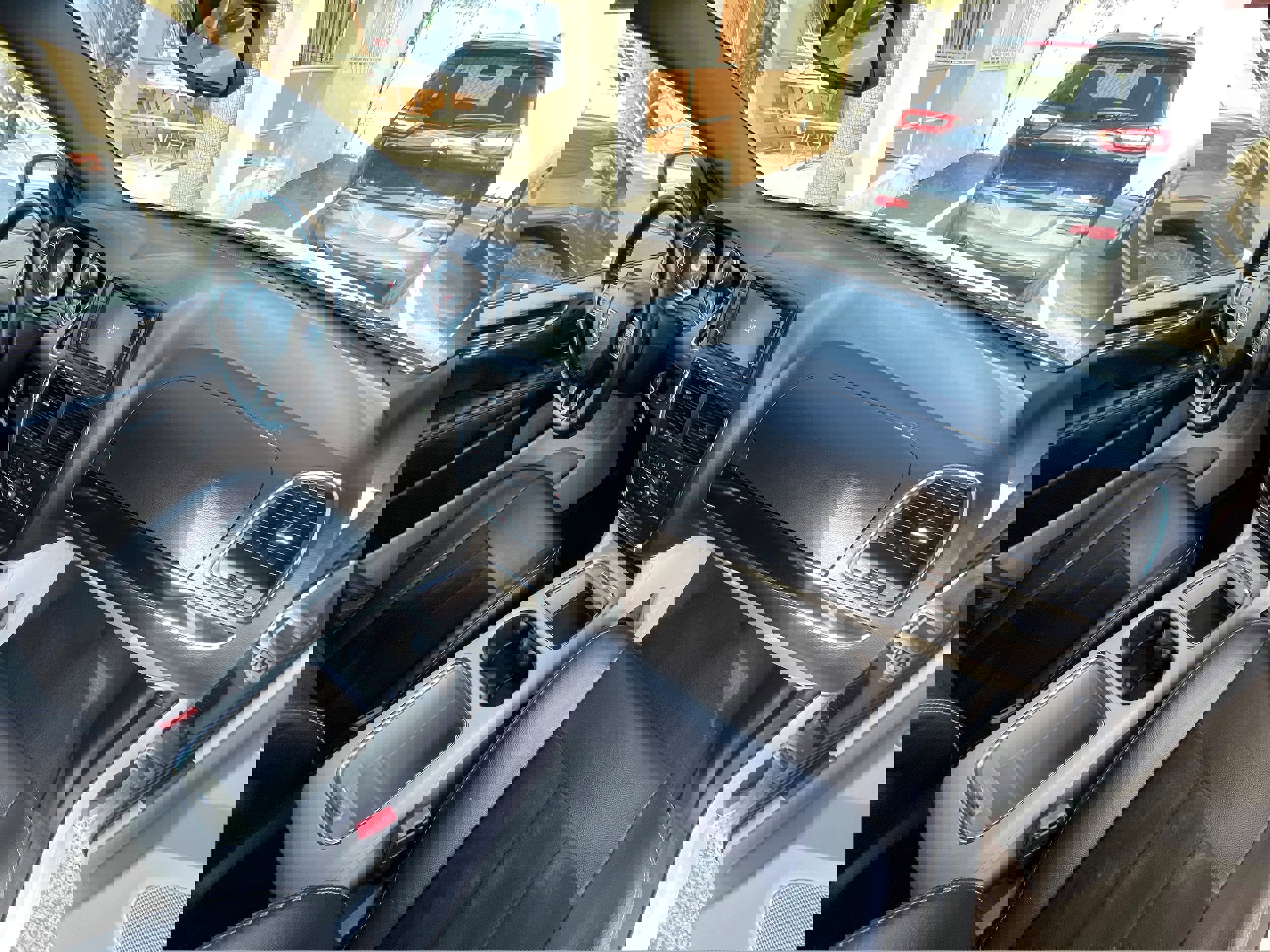 Used 2017 Dodge Grand Caravan SXT w/ Driver Convenience Group image 31