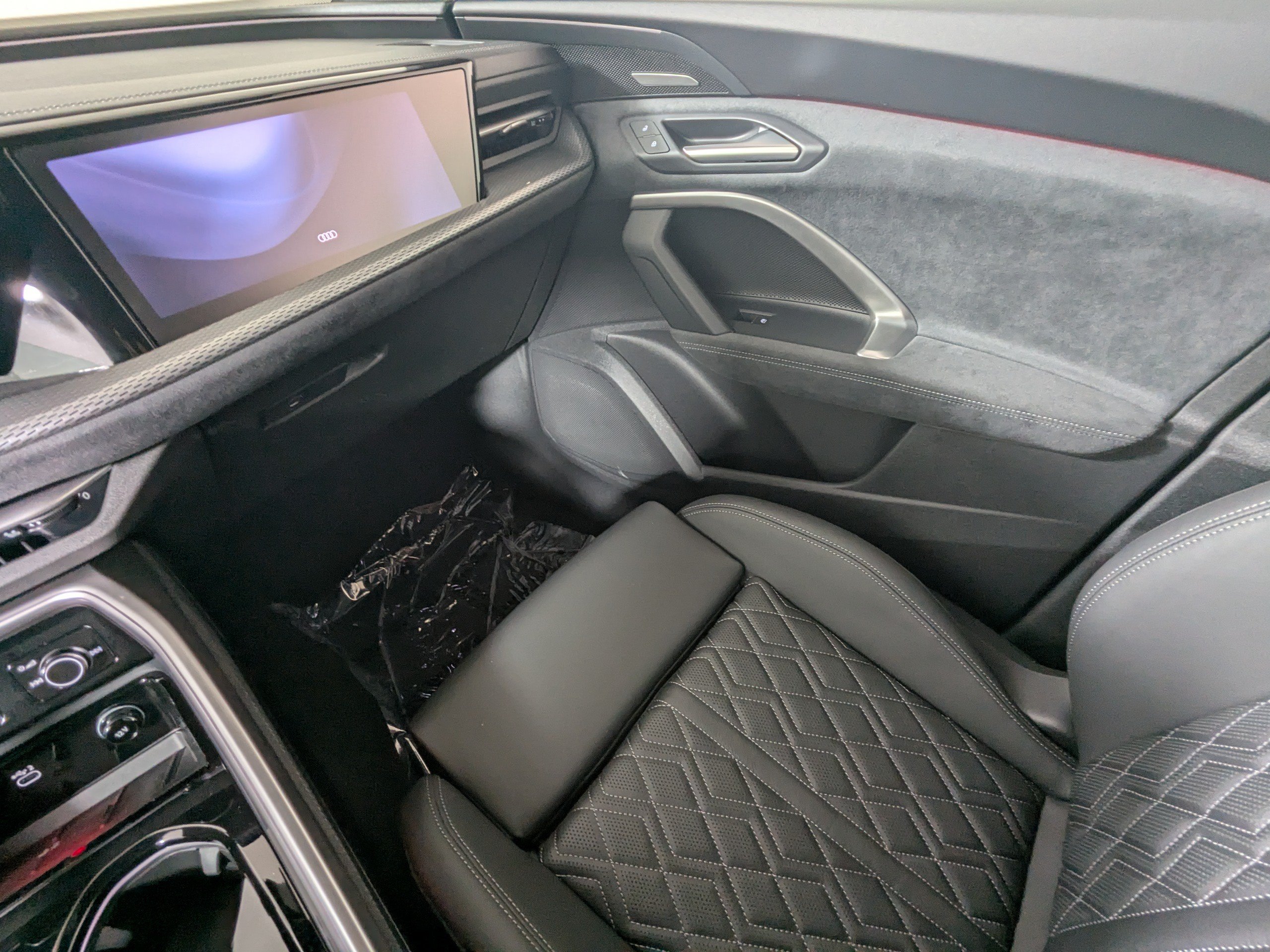 New 2026 Audi SQ5 Premium Plus AWD/4WD image 12