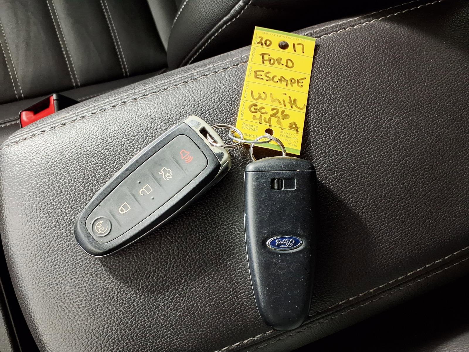 Used 2017 Ford Escape Titanium image 24