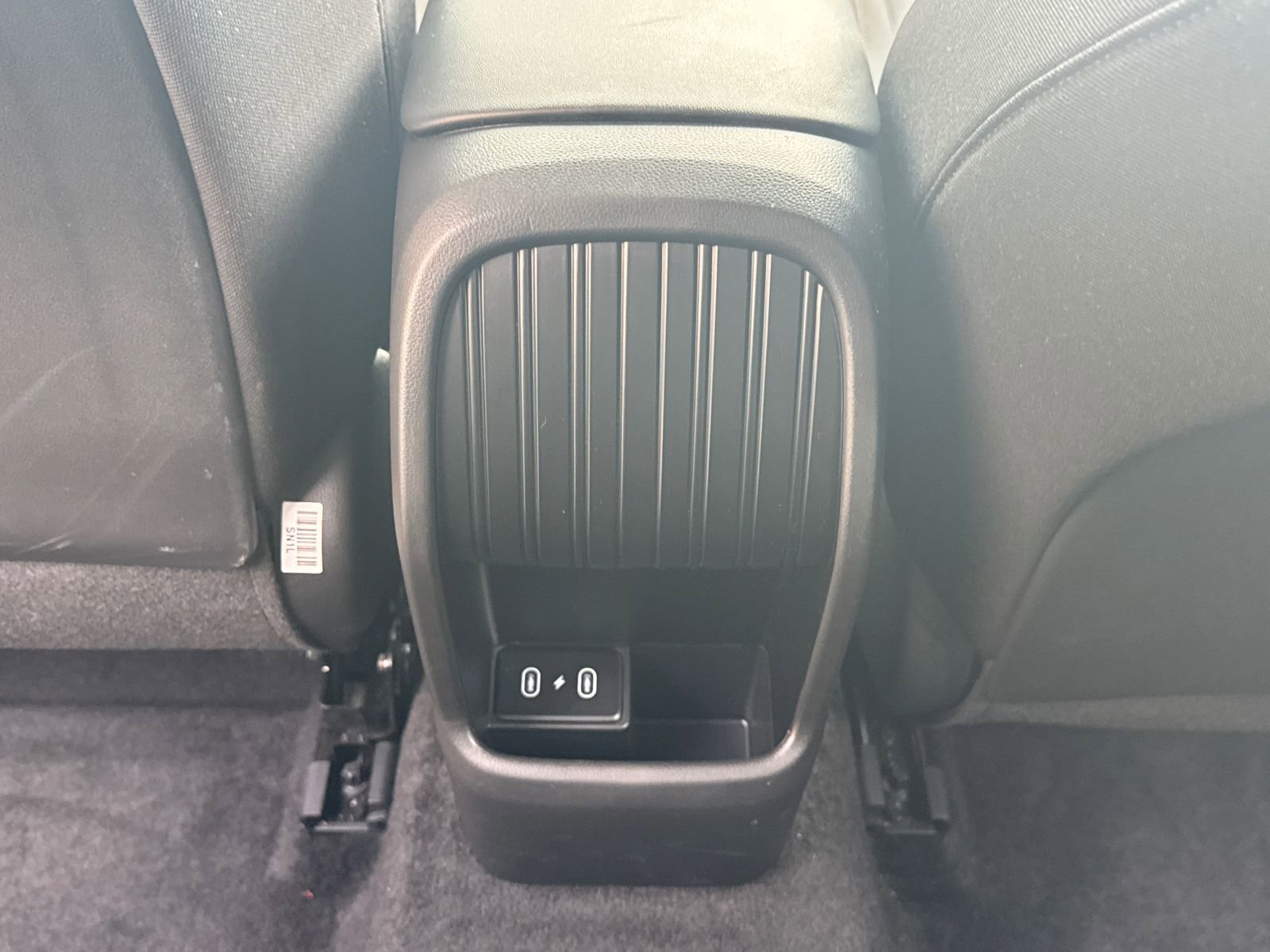 Used 2025 Hyundai Kona SE image 24