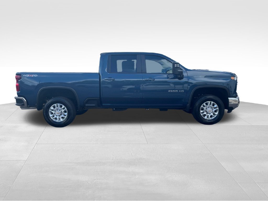 New 2026 Chevrolet Silverado 3500 LT AWD/4WD image 6
