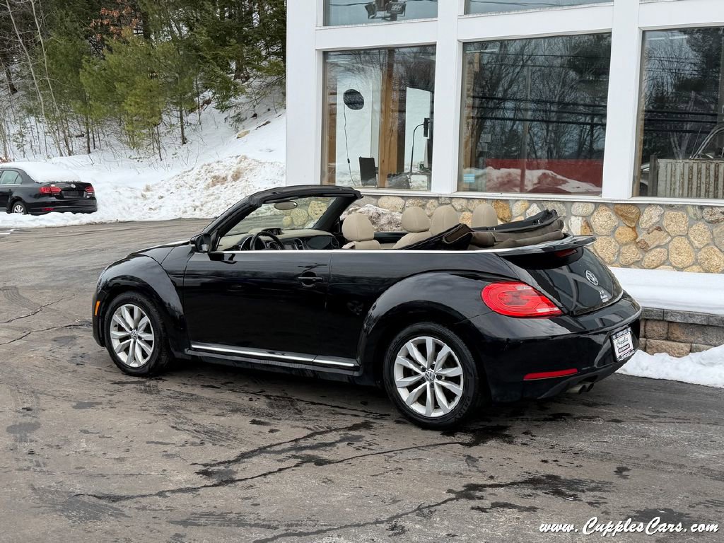 Used 2014 Volkswagen Beetle TDI image 3