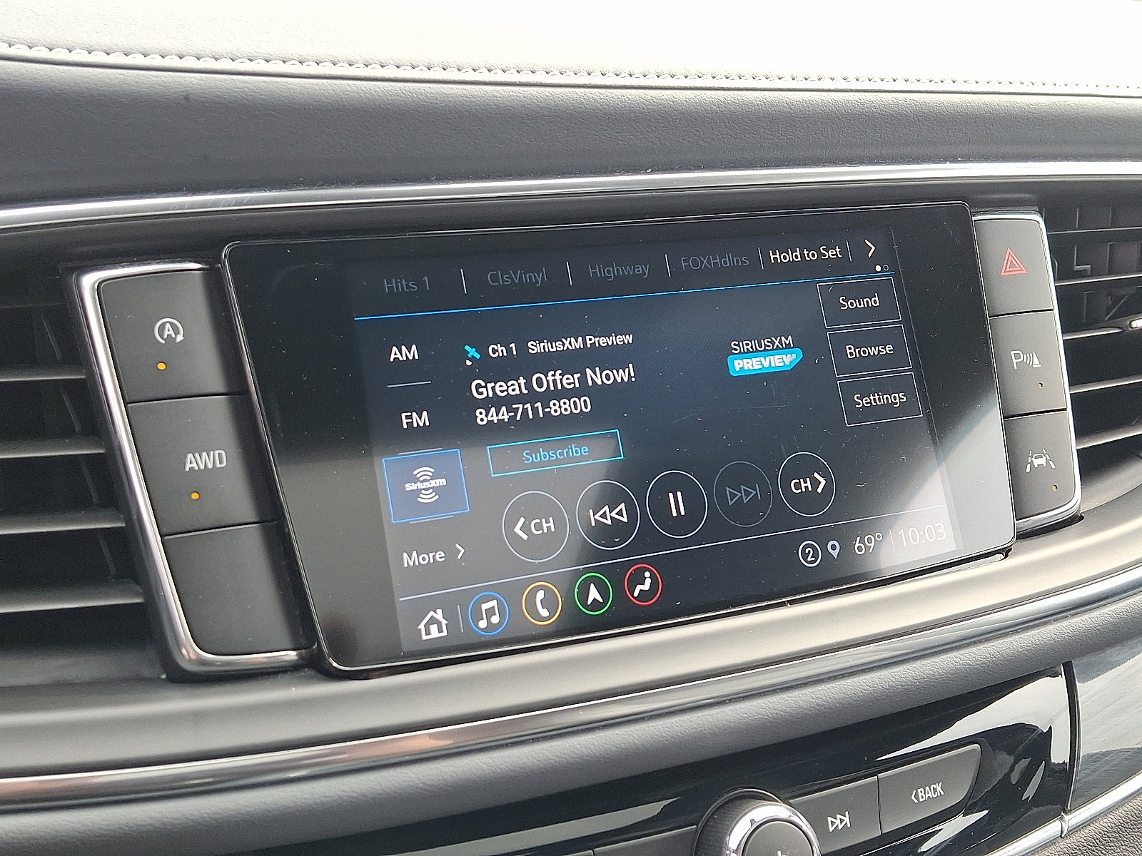 Used 2023 Buick Enclave Essence w/ Experience Buick Package image 19