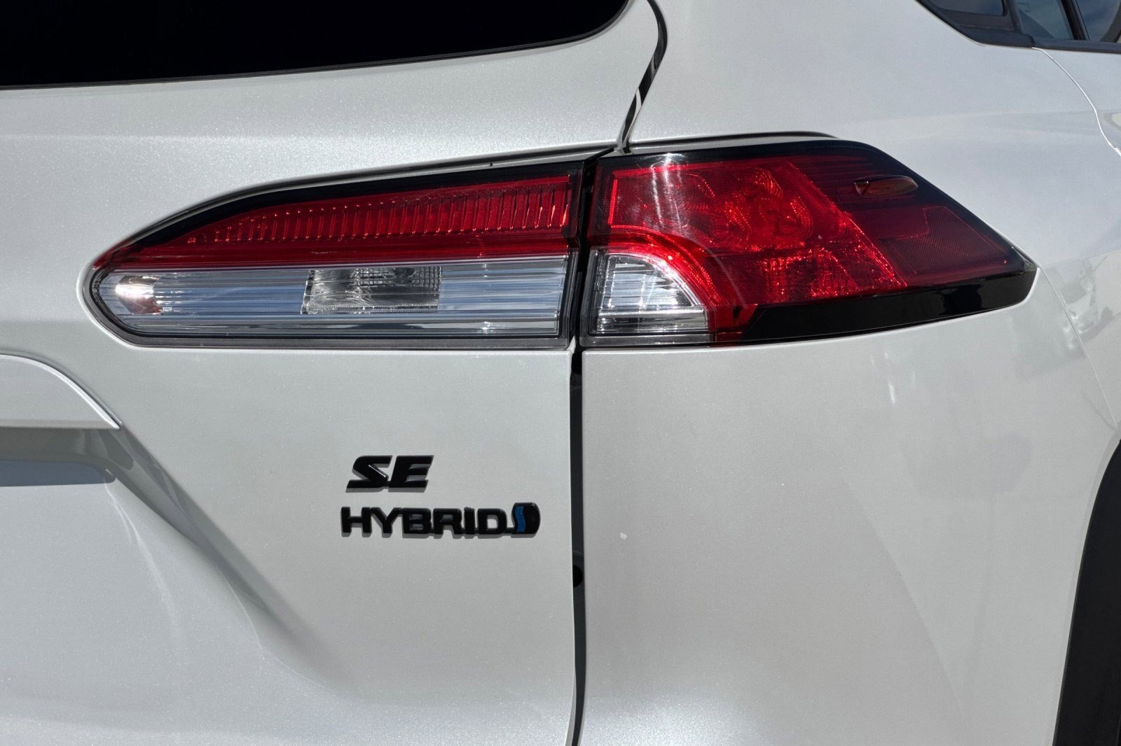 Used 2024 Toyota Corolla Cross SE w/ Moonroof Package image 11