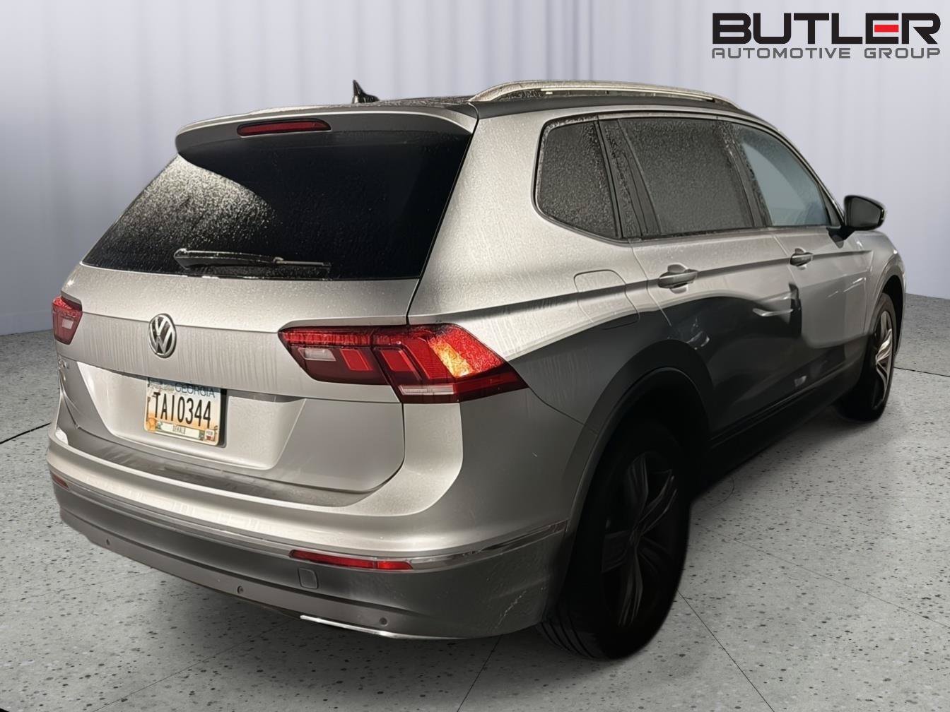 Used 2020 Volkswagen Tiguan SEL FWD image 6