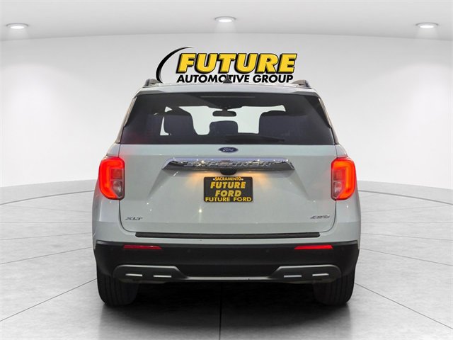 Certified 2024 Ford Explorer XLT w/ Equipment Group 202A image 5