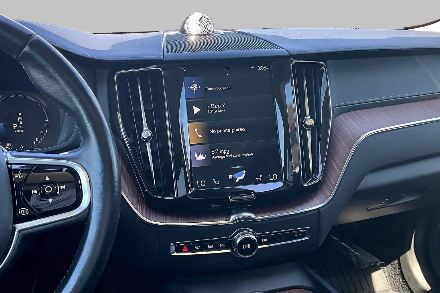 Used 2019 Volvo XC60 T8 Inscription w/ Advanced Package AWD/4WD image 6