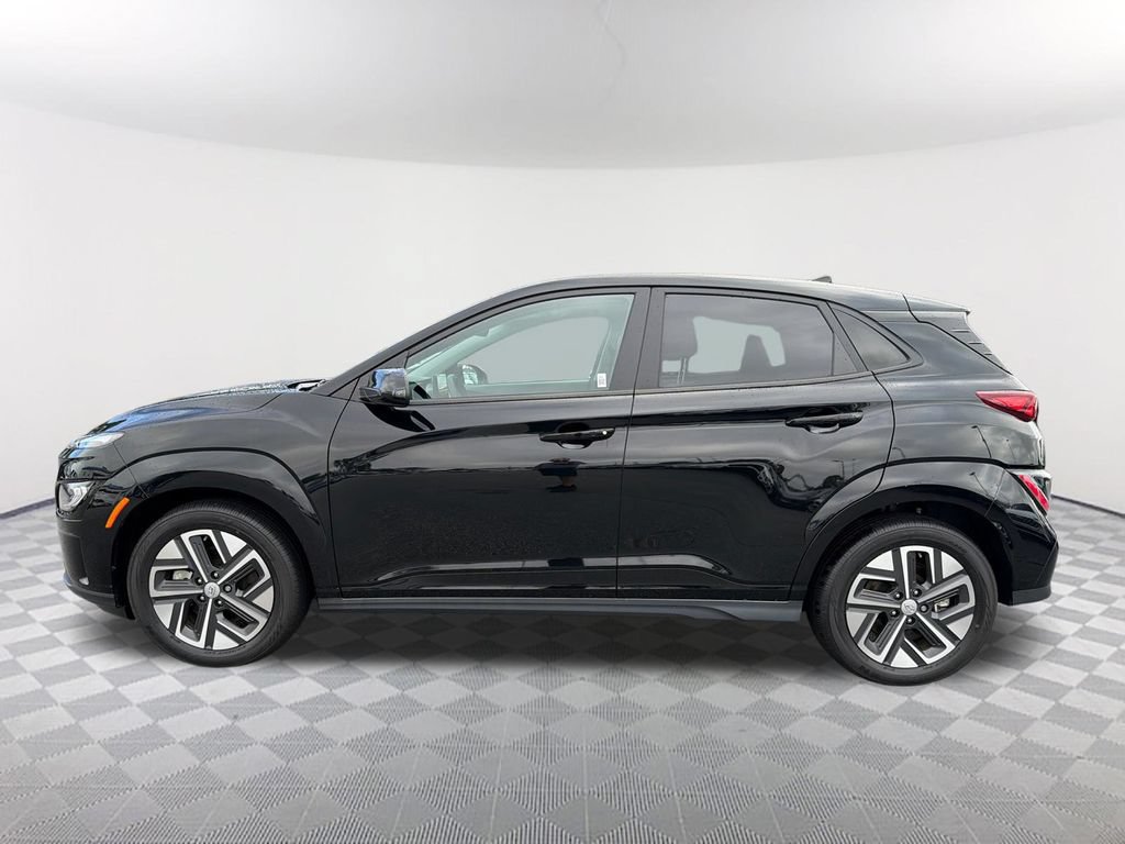 Used 2023 Hyundai Kona Limited FWD image 8