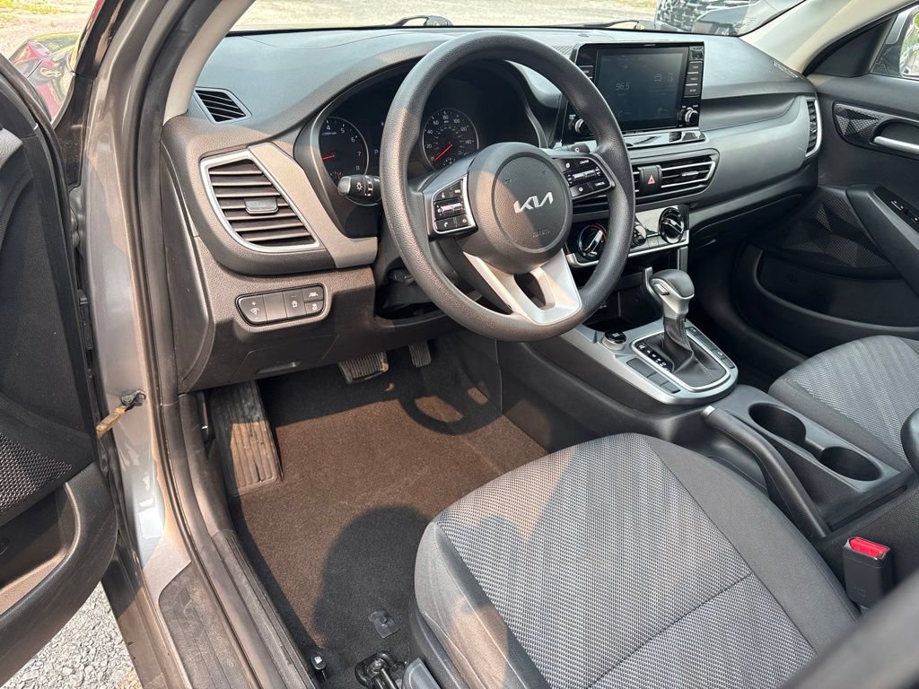 Certified 2023 Kia Seltos LX AWD/4WD image 12