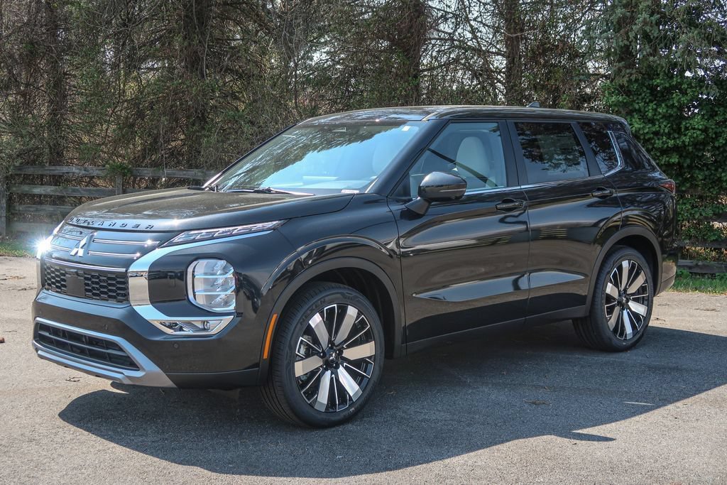 New 2026 Mitsubishi Outlander SE AWD/4WD image 1