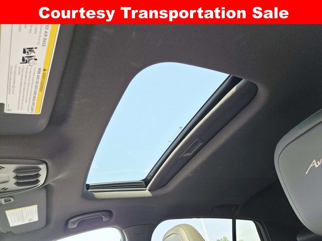 New 2025 Buick Envista Avenir image 10