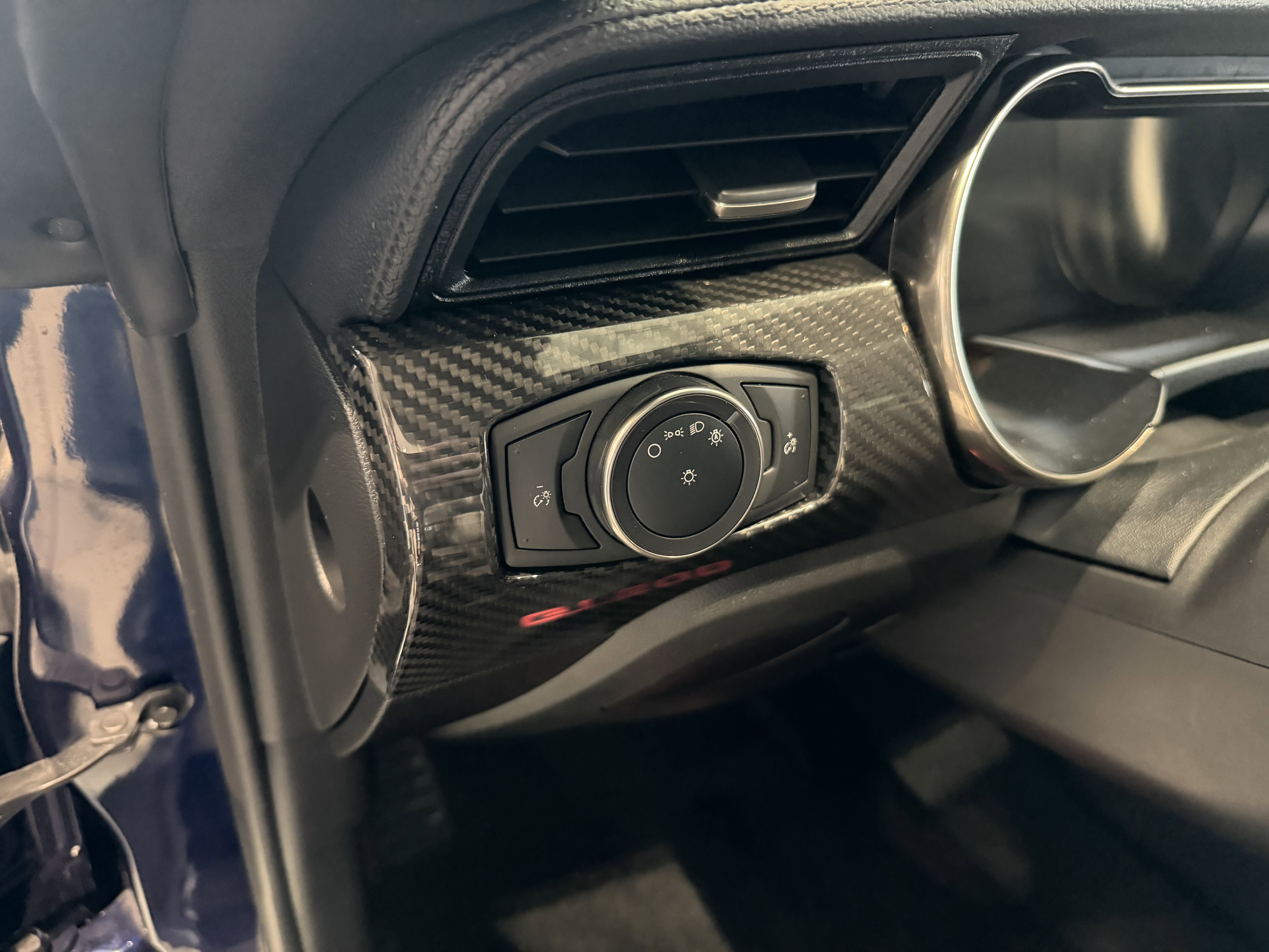 Used 2020 Ford Mustang Shelby GT500 w/ Carbon Fiber Track Pack image 7