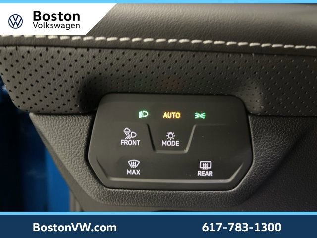 Used 2025 Volkswagen Atlas Cross Sport SE w/ Panoramic Sunroof Package image 20