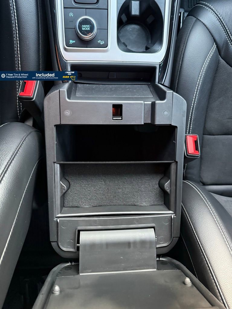 Used 2022 Ford Explorer ST image 13