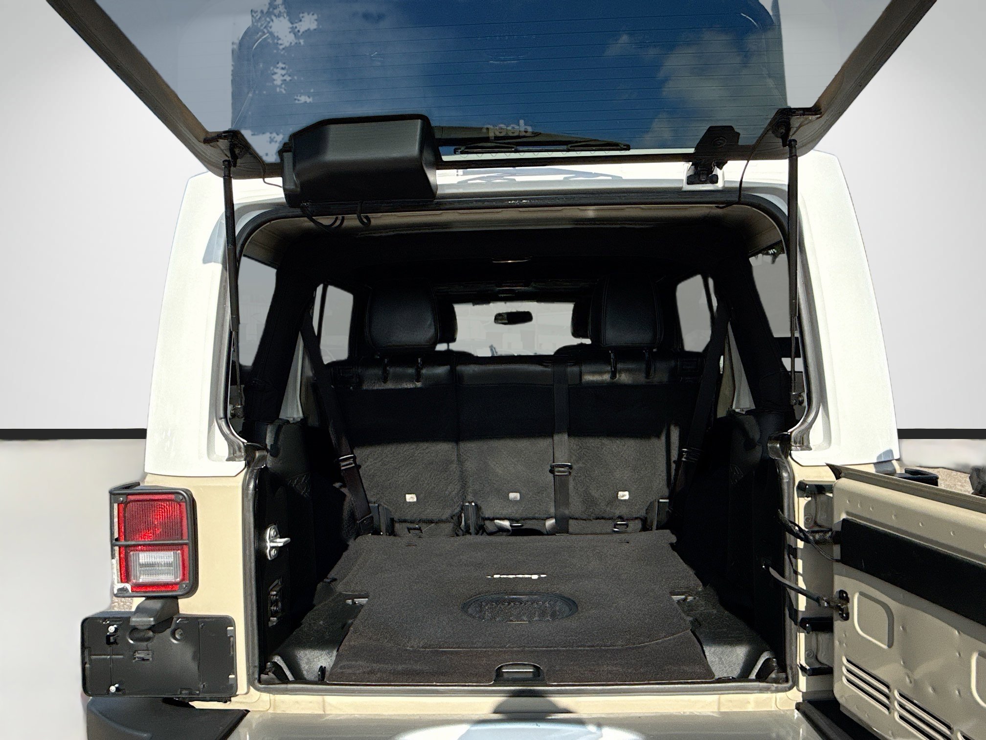 Used 2017 Jeep Wrangler Unlimited Sahara w/ Quick Order Package 24E Chief image 12