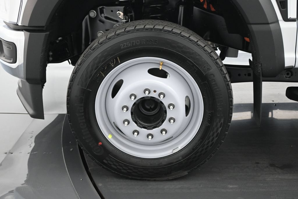 New 2026 Ford F450 XL w/ XL Chrome Package RWD image 15