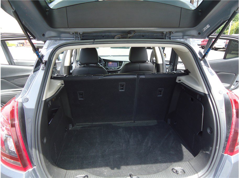 Used 2019 Buick Encore Sport Touring w/ Safety Package AWD/4WD image 18