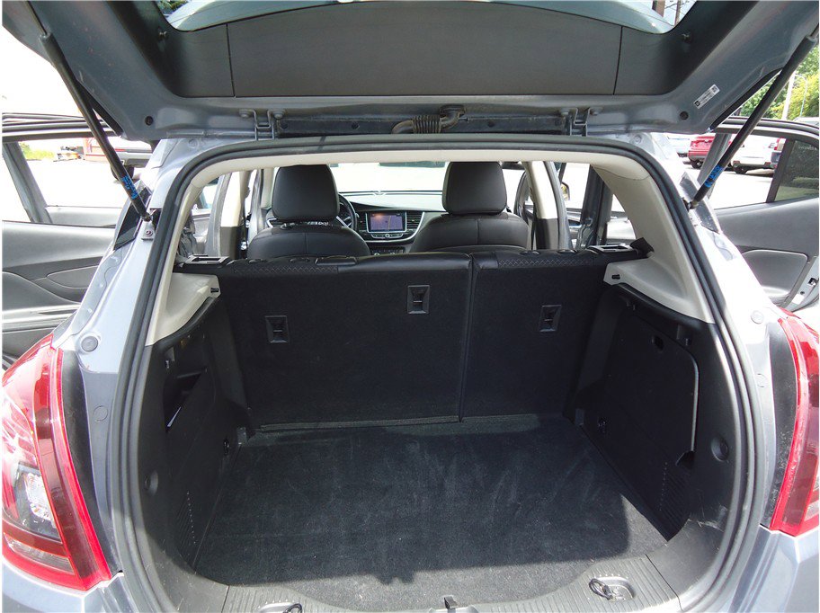 Used 2019 Buick Encore Sport Touring w/ Safety Package AWD/4WD image 18