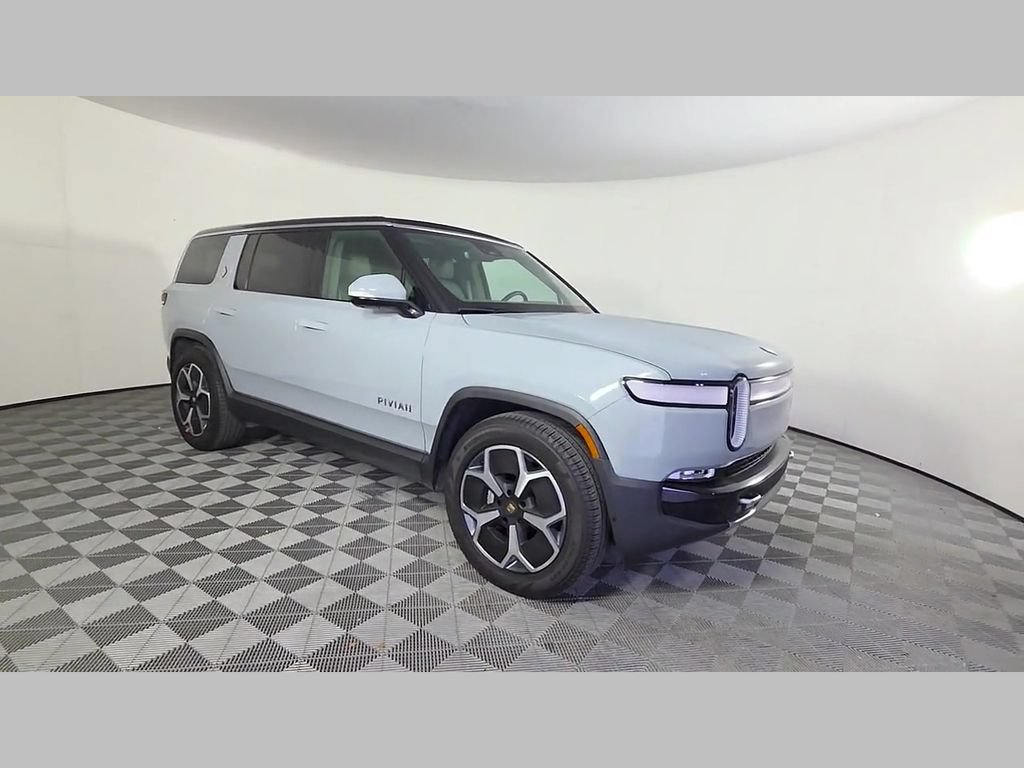 Used 2024 Rivian R1S Adventure AWD/4WD image 53