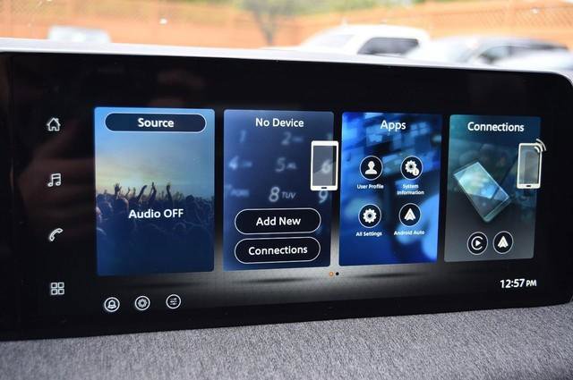New 2026 Nissan Kicks SV w/ SV Premium Package image 13