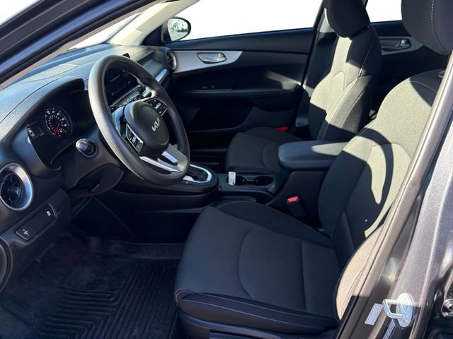 Used 2024 Kia Forte LXS image 10