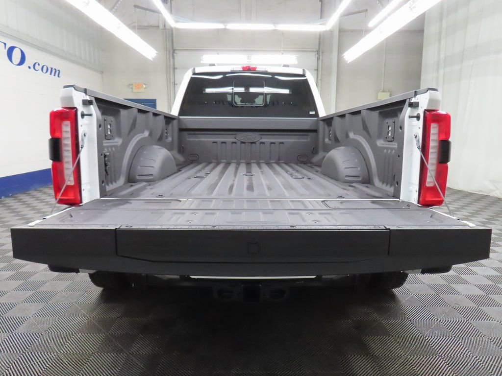 Used 2025 Ford F450 King Ranch w/ Chrome Package AWD/4WD image 47