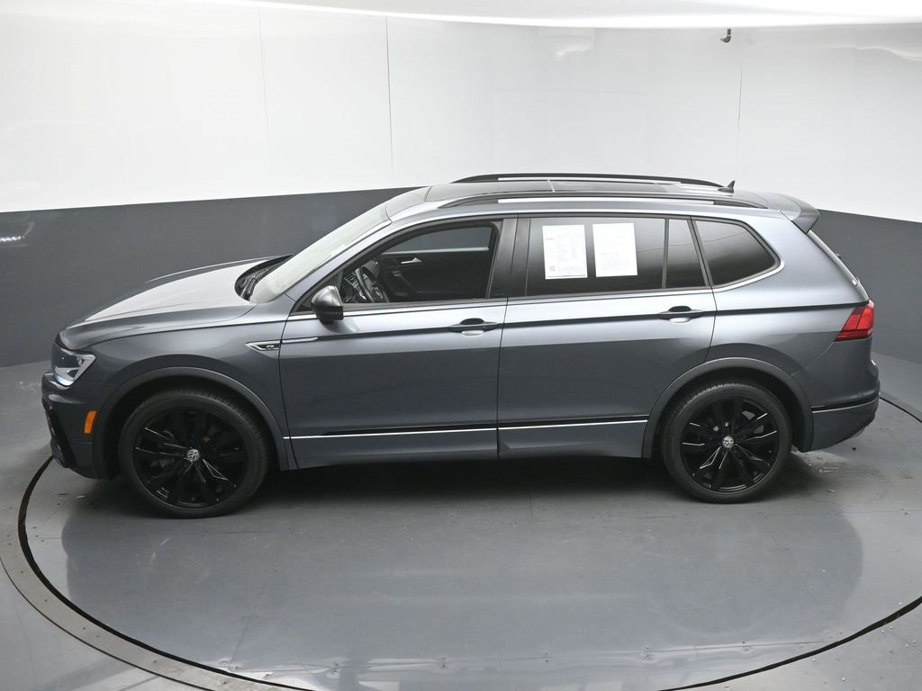 Used 2021 Volkswagen Tiguan SE R-Line image 45