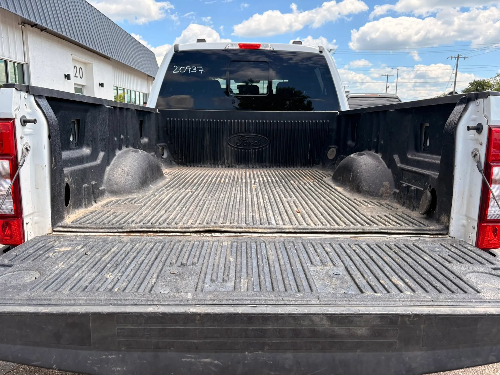 Used 2022 Ford F250 Lariat w/ Lariat Value Package AWD/4WD image 8