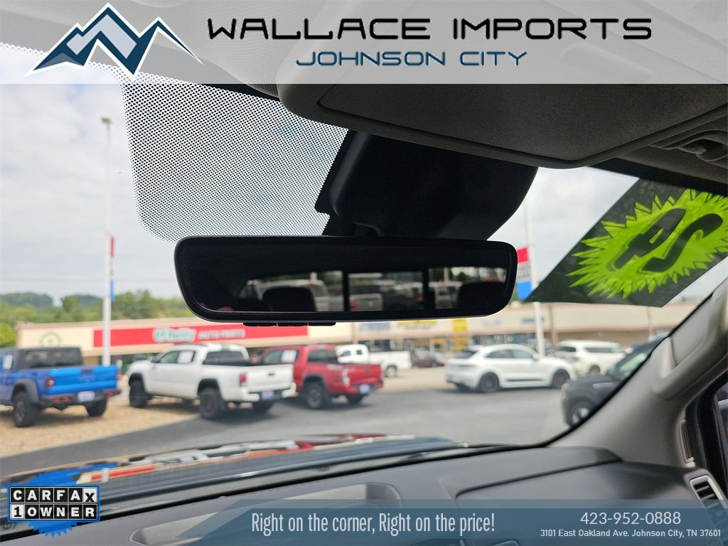 Used 2024 Nissan Frontier SL image 36