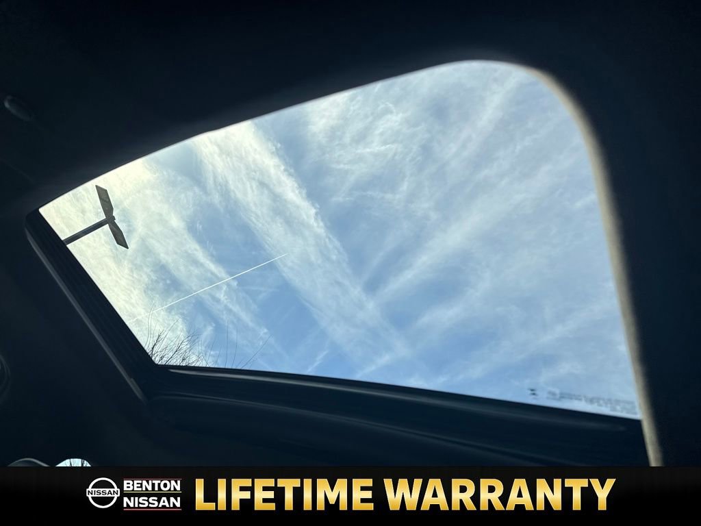 Used 2024 GMC Sierra 1500 AT4X w/ AT4X AEV Edition image 19