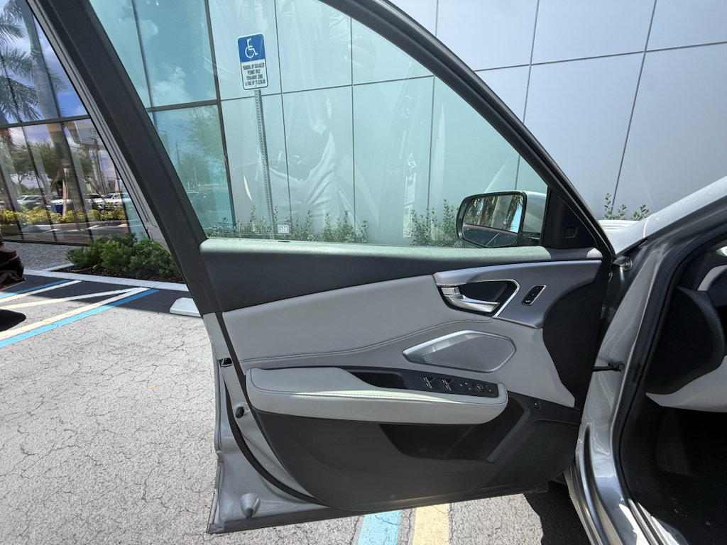 Used 2023 Acura RDX w/ Technology Package FWD image 13